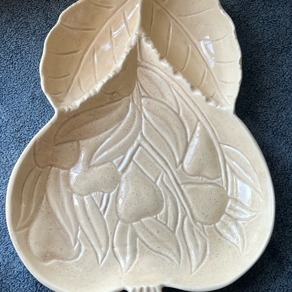 Enchanto Co Vintage Leaf and pear Shaped Cream Ceramic Dish